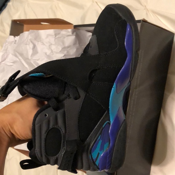 5y Air Jordan 8 Retro (GS) - Picture 7 of 8